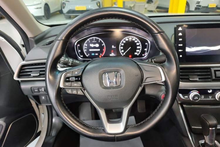 Used Honda Accord 2022 260TURBO Luxury Edition Steering Wheel