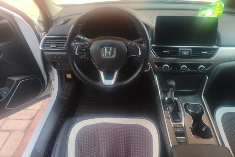 Used Honda Accord 2022 260TURBO Luxury Edition Steering Wheel