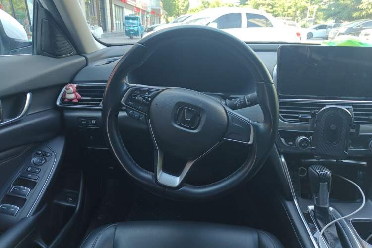 Used Honda Accord 2022 260TURBO Luxury Edition Steering Wheel