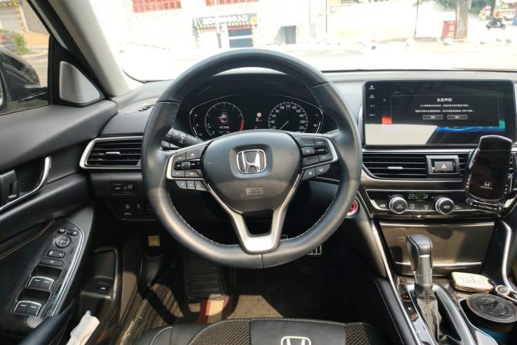 Used Honda Accord 2022 260TURBO Phantom Night · Prestige Edition Steering Wheel