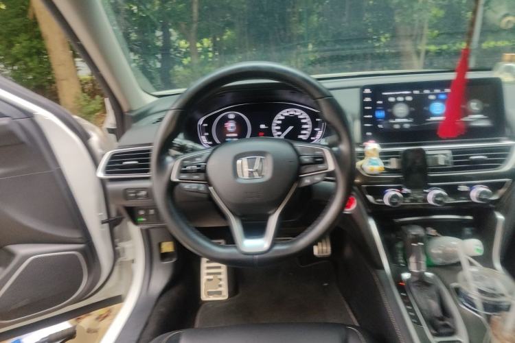 Used Honda Accord 2022 260TURBO Phantom Night · Prestige Edition Steering Wheel