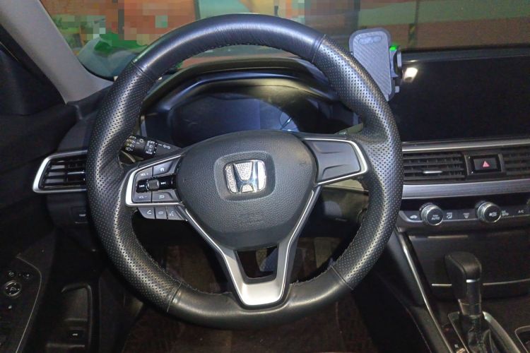Used Honda Accord 2022 260TURBO Luxury Edition Steering Wheel