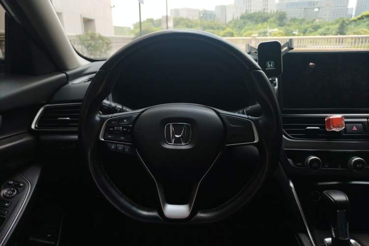 Used Honda Accord 2022 260TURBO Luxury Edition Steering Wheel