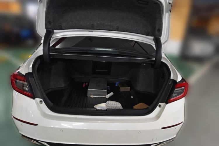Used Honda Accord 2022 260TURBO Phantom Night · Prestige Edition Trunk