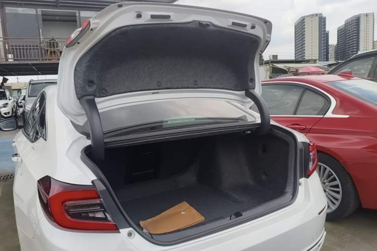 Used Honda Accord 2022 Xing·Hybrid 2.0L Xingling Version Trunk