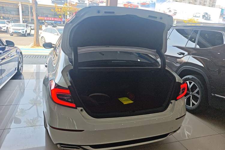 Used Honda Accord 2022 260TURBO Luxury Edition Trunk