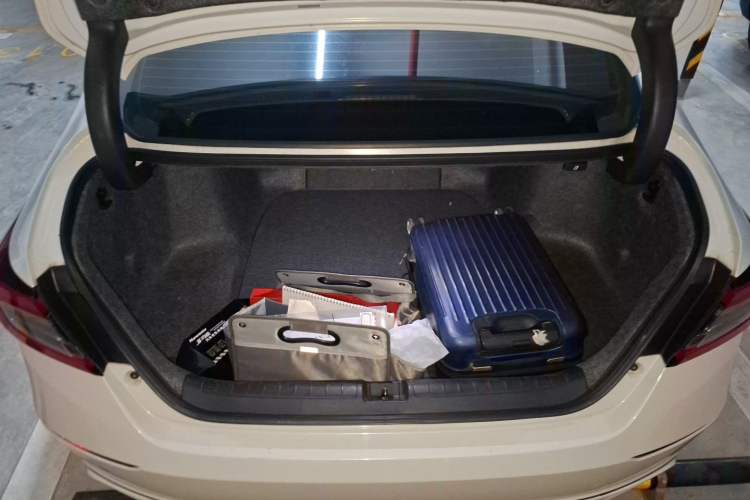 Used Honda Accord 2022 Xing·Hybrid 2.0L Xingling Version Trunk