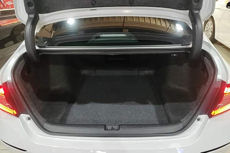 Used Honda Accord 2022 Xing·Hybrid 2.0L Xingling Version Trunk