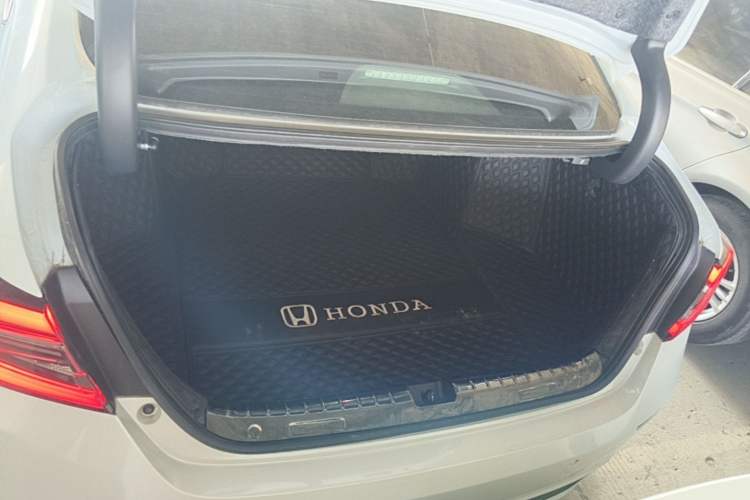 Used Honda Accord 2022 260TURBO Phantom Night · Prestige Edition Trunk