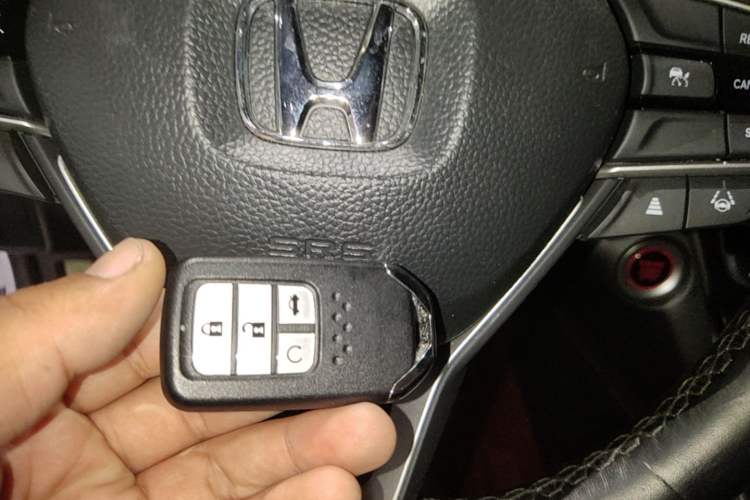 Used Honda Accord 2022 260TURBO Phantom Night · Prestige Edition Vehicle Key