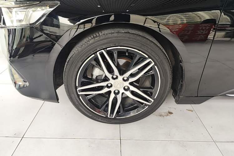 Used Honda Accord 2022 260TURBO Phantom Night · Prestige Edition Left Front Wheel Hub