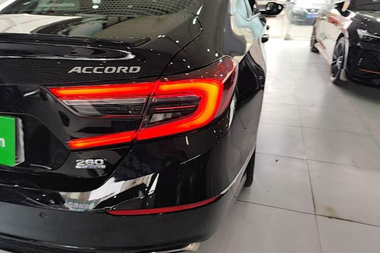 Used Honda Accord 2022 260TURBO Phantom Night · Prestige Edition Right Rear Taillight