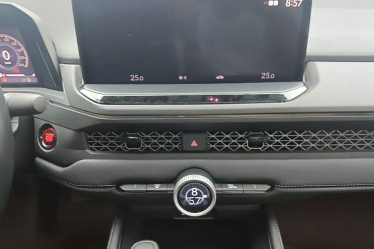 Used Honda Accord 2023 260TURBO Smart Enjoyment Version Audio And AC Panel
