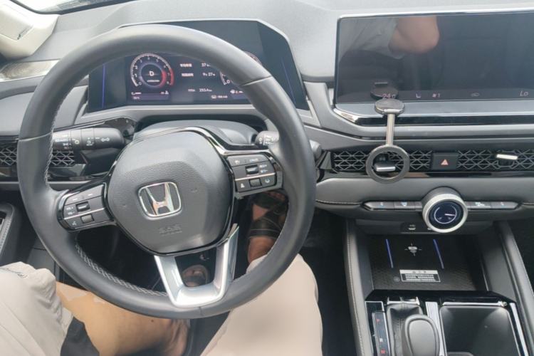 Used Honda Accord 2023 260TURBO Excellence Edition Center Console