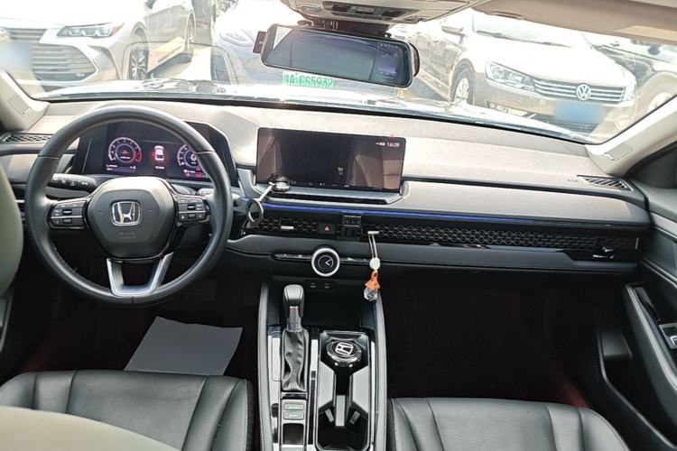 Used Honda Accord 2023 260TURBO Excellence Edition Center Console