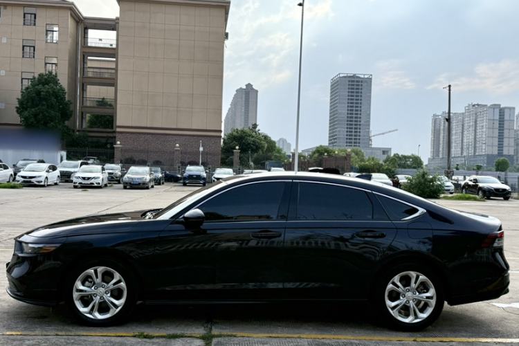 Used Honda Accord 2023 260TURBO Smart Enjoyment Version Exterior 4