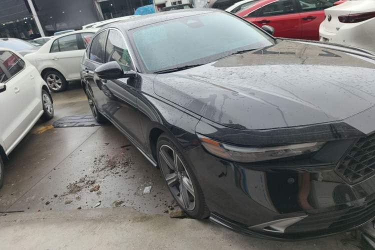 Used Honda Accord 2023 260TURBO Excellence Edition Front Right 45 Deg