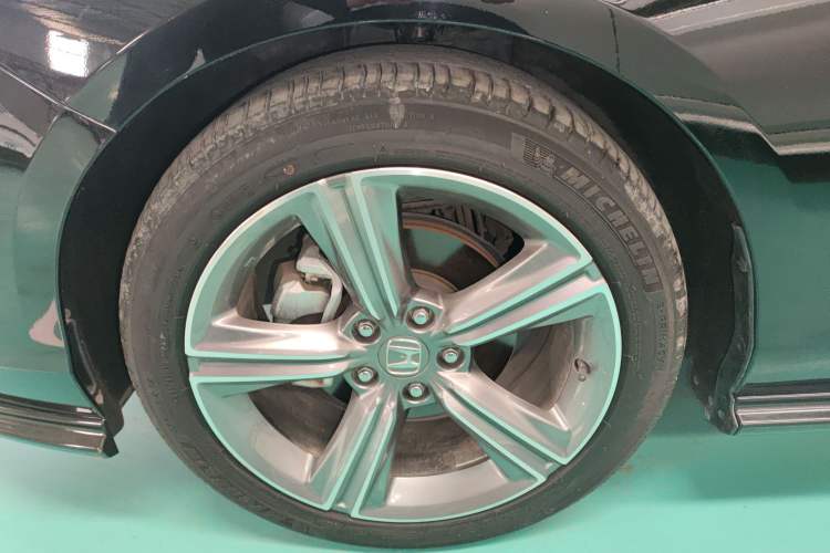 Used Honda Accord 2023 260TURBO Excellence Edition Left Front Wheel Hub