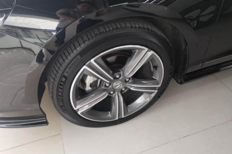 Used Honda Accord 2023 260TURBO Excellence Edition Left Front Wheel Hub