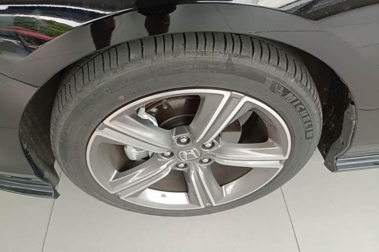 Used Honda Accord 2023 260TURBO Excellence Edition Left Front Wheel Hub