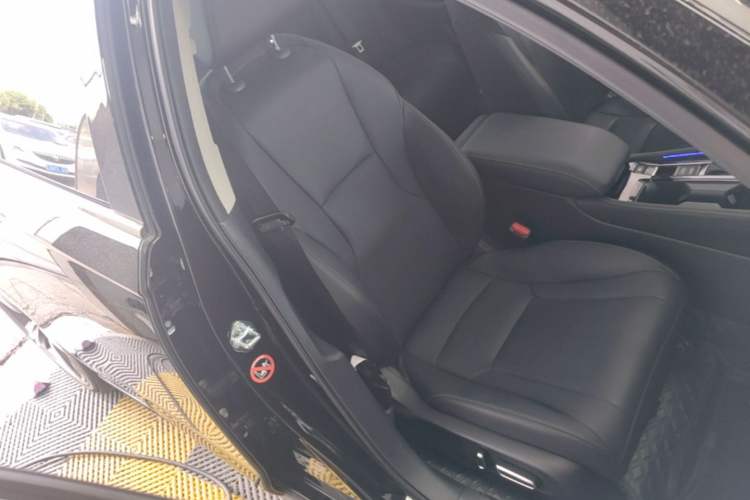 Used Honda Accord 2023 260TURBO Excellence Edition Right Front Seat