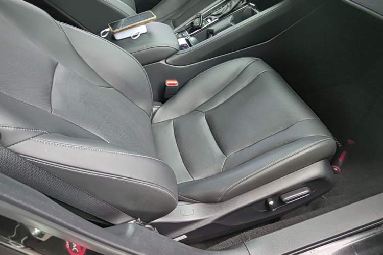 Used Honda Accord 2023 260TURBO Excellence Edition Right Front Seat