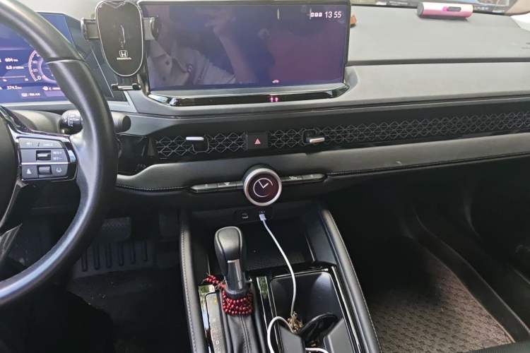 Used Honda Accord 2023 260TURBO Excellence Edition Audio And AC Panel