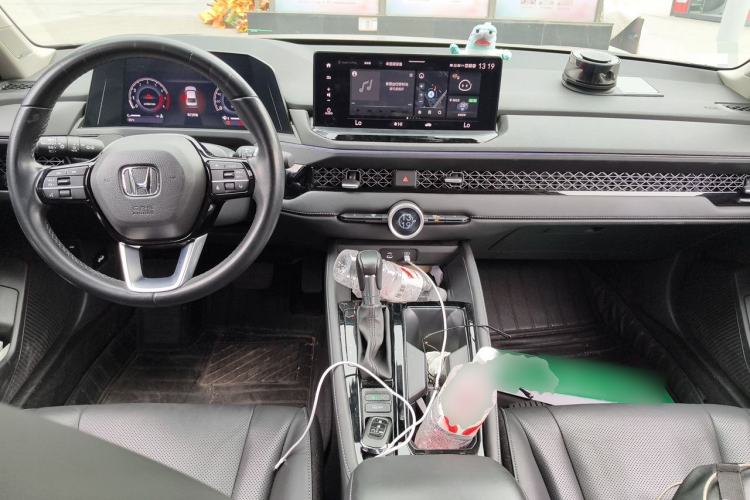 Used Honda Accord 2023 260TURBO Excellence Edition Center Console