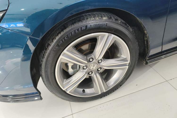 Used Honda Accord 2023 260TURBO Excellence Edition Left Front Wheel Hub