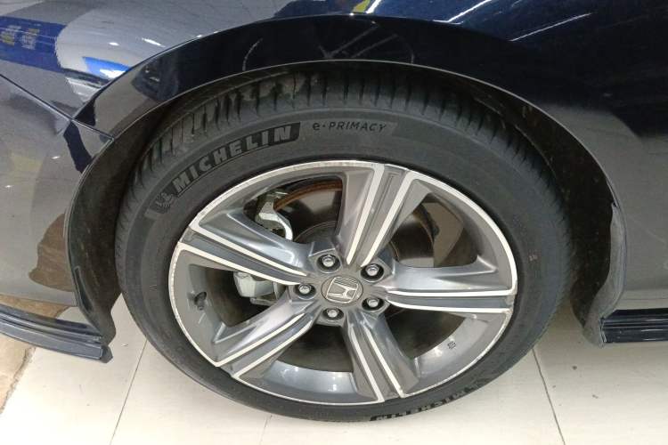 Used Honda Accord 2023 260TURBO Excellence Edition Left Front Wheel Hub
