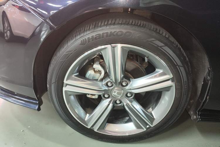 Used Honda Accord 2023 260TURBO Excellence Edition Left Front Wheel Hub