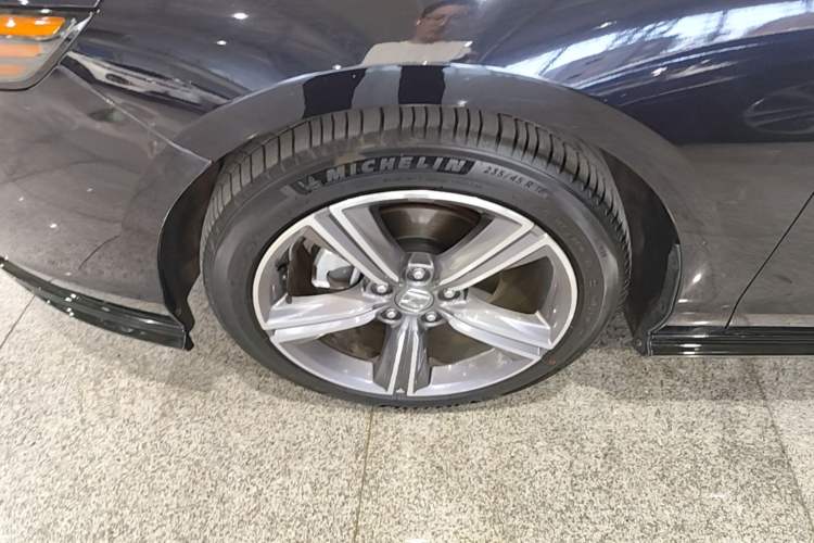 Used Honda Accord 2023 260TURBO Excellence Edition Left Front Wheel Hub