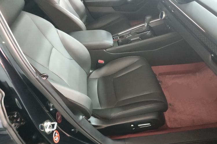 Used Honda Accord 2023 260TURBO Excellence Edition Right Front Seat