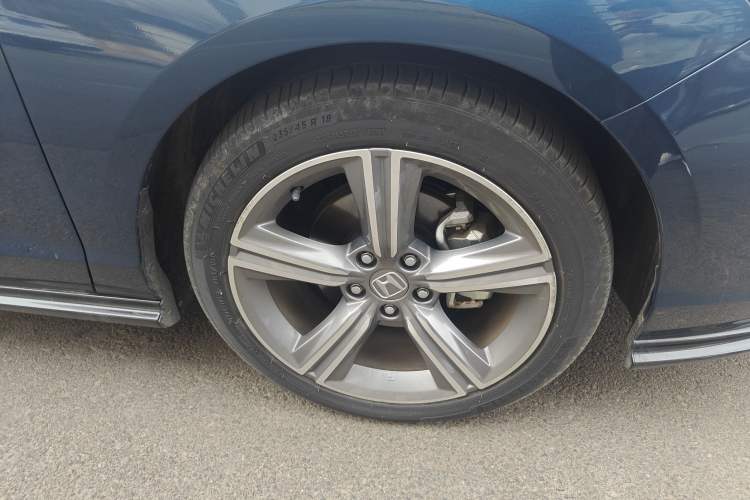 Used Honda Accord 2023 260TURBO Excellence Edition Right Front Wheel Hub