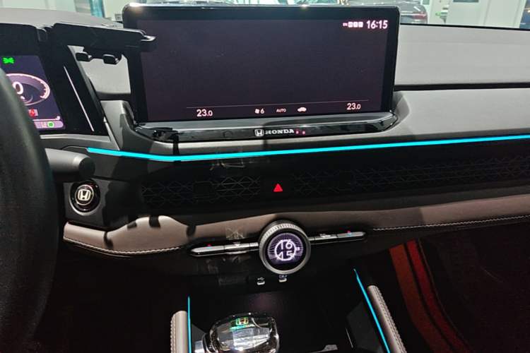 Used Honda Accord 2023 260TURBO Smart Enjoyment Version Audio And AC Panel