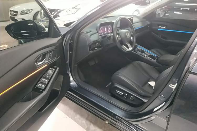 Used Honda Accord 2023 260TURBO Excellence Edition Driver Seat