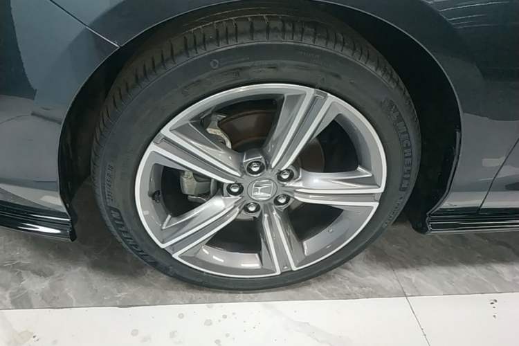 Used Honda Accord 2023 260TURBO Excellence Edition Left Front Wheel Hub