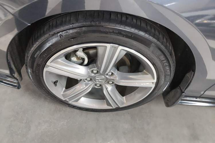 Used Honda Accord 2023 260TURBO Excellence Edition Left Front Wheel Hub