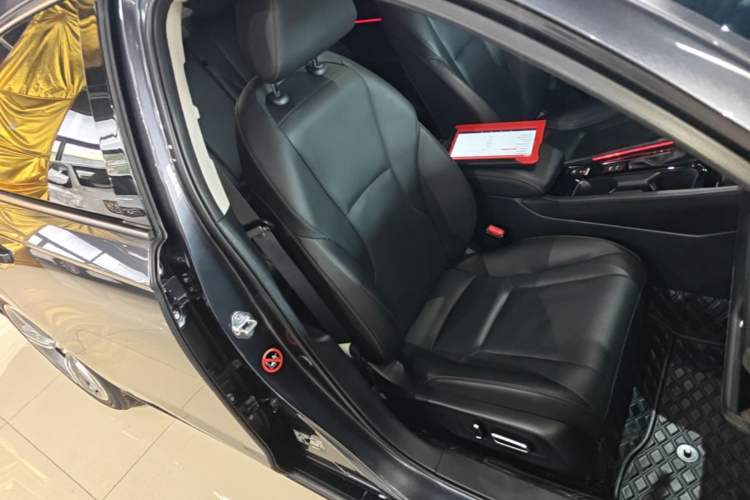 Used Honda Accord 2023 260TURBO Excellence Edition Right Front Seat