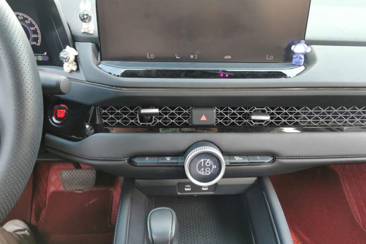 Used Honda Accord 2023 260TURBO Excellence Edition Audio And AC Panel