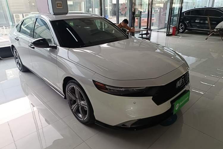 Used Honda Accord 2023 260TURBO Excellence Edition Front Right 45 Deg