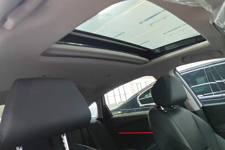 Used Honda Accord 2023 260TURBO Smart Enjoyment Version Headliner
