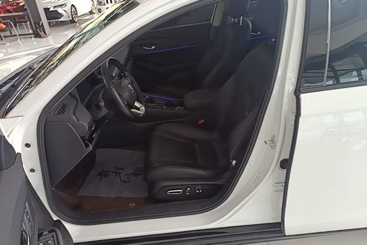 Used Honda Accord 2023 260TURBO Excellence Edition Left Front Seat