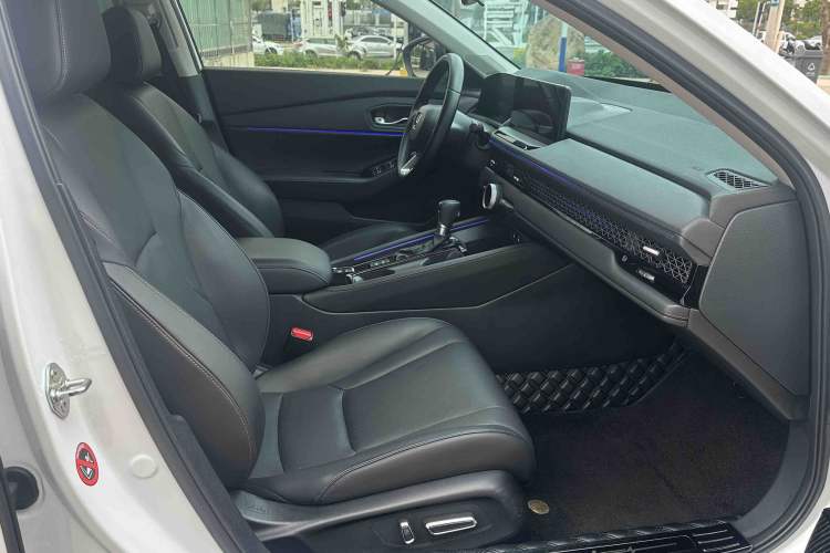 Used Honda Accord 2023 260TURBO Excellence Edition Right Front Seat