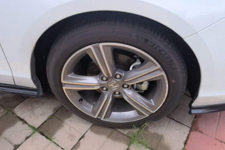 Used Honda Accord 2023 260TURBO Excellence Edition Right Front Wheel Hub