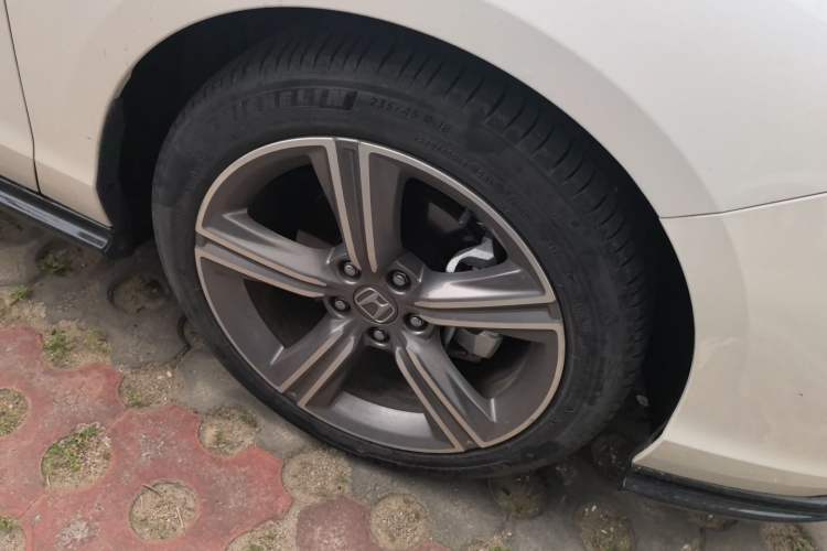 Used Honda Accord 2023 260TURBO Excellence Edition Right Front Wheel Hub