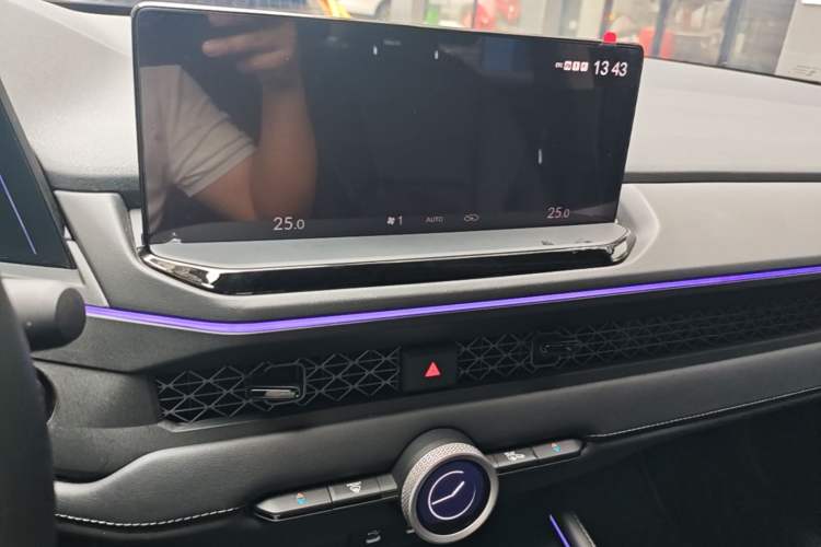 Used Honda Accord 2024 260TURBO Luxury Edition Audio And AC Panel