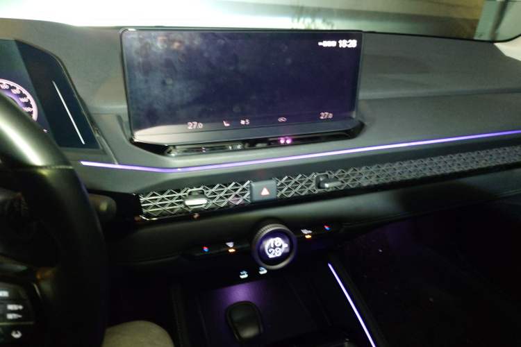 Used Honda Accord 2024 260TURBO Prestige Edition Audio And AC Panel