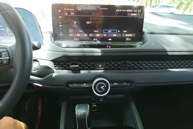 Used Honda Accord 2024 260TURBO Luxury Edition Audio And AC Panel