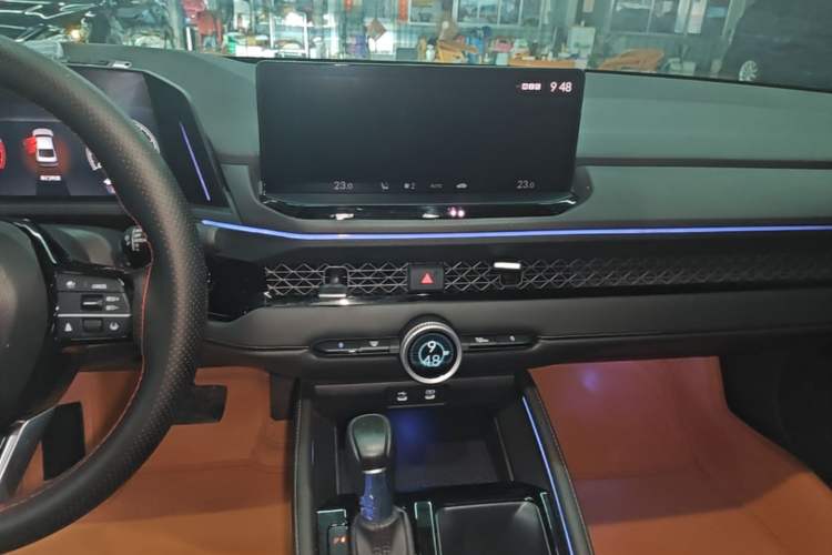 Used Honda Accord 2024 260TURBO Prestige Edition Audio And AC Panel